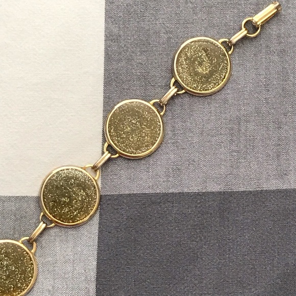 Shimmery Gold-tone Bracelet - Picture 7 of 8